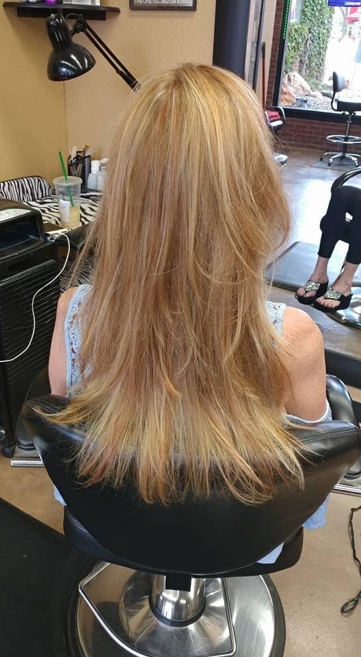 Sleek straight blonde layers